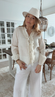 SOFIA PELLAVAPAITA MILKY