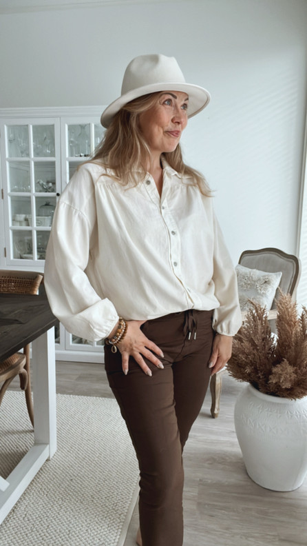 KARA VAKOSAMETTIPUSERO MILKY