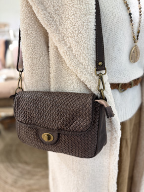 VINTAGE NAHKALAUKKU RUSKEA