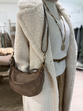 VINTAGE NAHKALAUKKU TAUPE