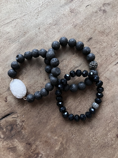 FANTASY RANNEKORUSETTI MUSTA