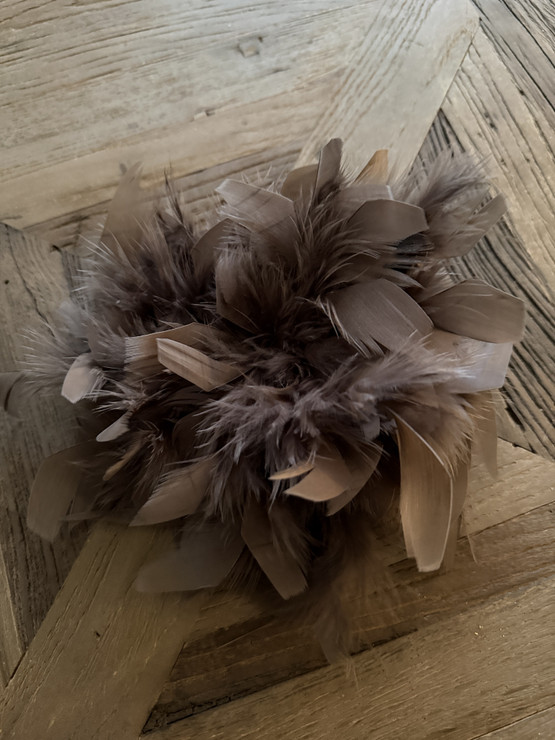 RUUSUKE RUSKEA, HÖYHEN