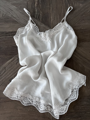 MACY SATIINITOPPI BEIGE