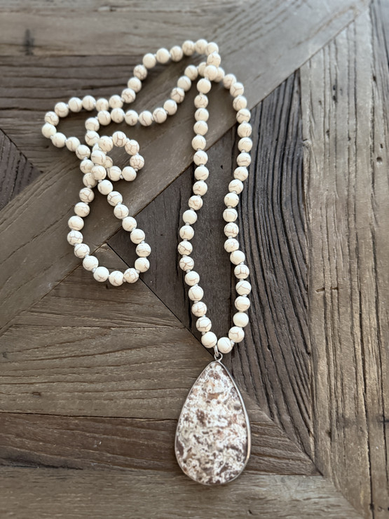 FANTASY KAULAKORU LUONNONVALKOINEN