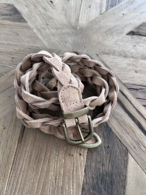 PUNOTTU NAHKAVYÖ TAUPE