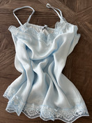 MACY SATIINITOPPI TAIVAANSININEN