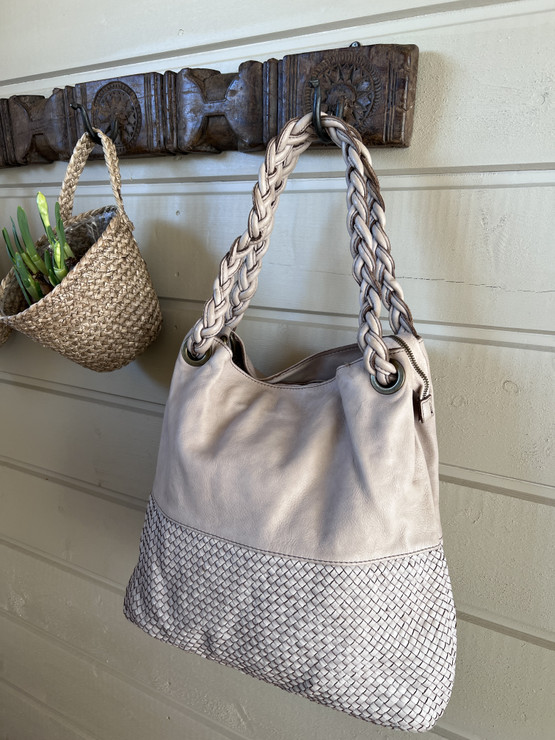 PUNOTTU NAHKALAUKKU BEIGE