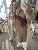 PUNOTTU NAHKAINEN CROSSBODY KONJAKKI