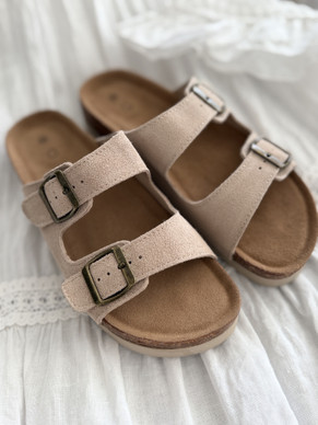 LEATHER SANDALS BEIGE