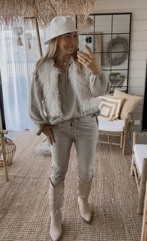 NERISSA PUUVILLAPUSERO BEIGE