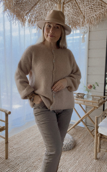 HATTIE ALPAKKANEULETAKKI KAMELI