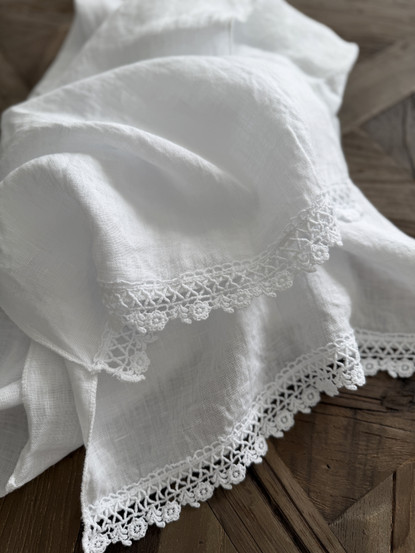 LACE LINEN SCARF WHITE