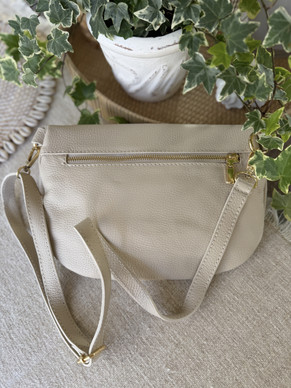 CROSSBODY BEIGE KULTAHELOILLA