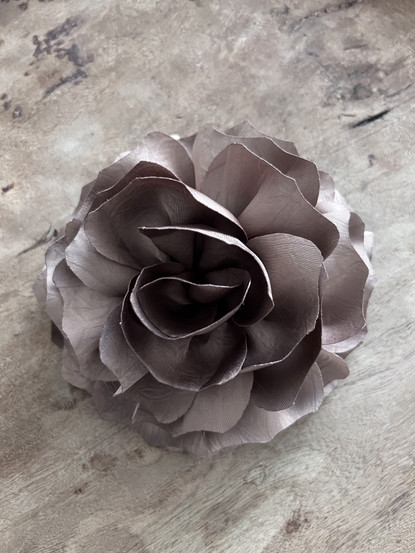 RUUSUKE TAUPE