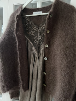 CECILE SATIN TOP BROWN
