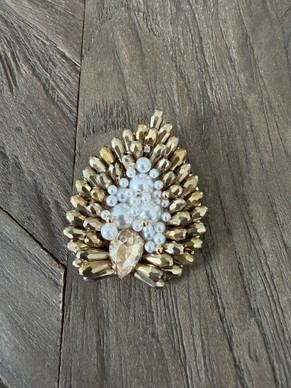 GLOW BROOCH