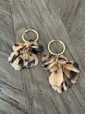 GLOW EARRINGS