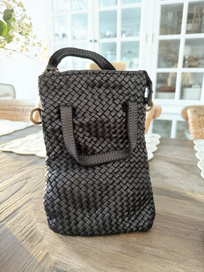 VINTAGE NAHKALAUKKU MUSTA