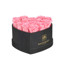 M - Sydän ruusuboksi(vaalean punaisilla ruusuilla)