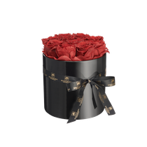 S - Keraaminen pyöreä ruusuboksi (punaisilla ruusuilla)