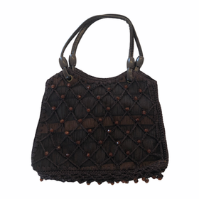 Käsilaukku, helmikoristeinen