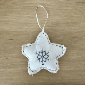 Pehmeä koristetähti, valkoinen