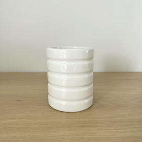 Hammasharjamuki valkoinen, raidat