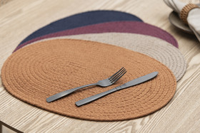 Pöytätabletti, Fanni K - pähkinänruskea