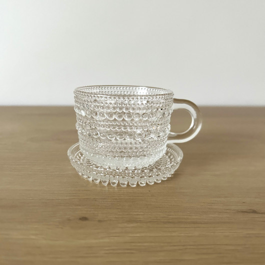 Kahvikuppi ja asetti, Iittala Kastehelmi - kirkas