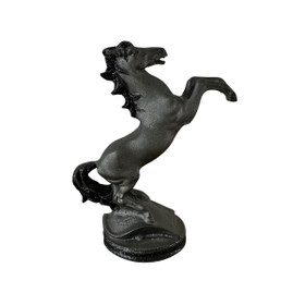 Koriste-esine, hevonen