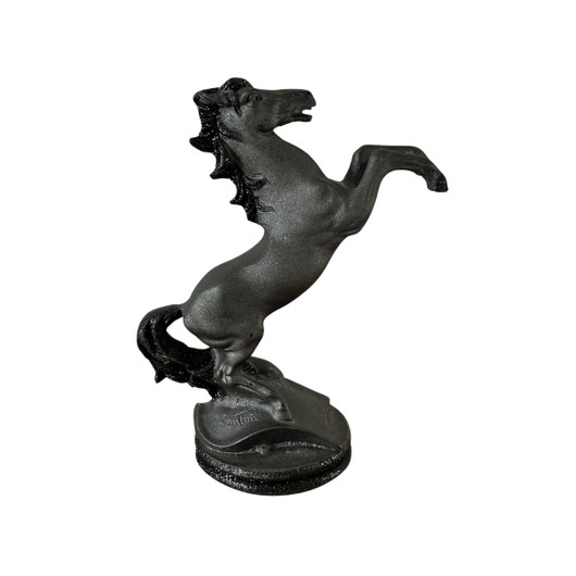 Koriste-esine, hevonen