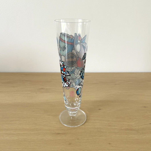 Olutlasi, Warsteiner Art Collection