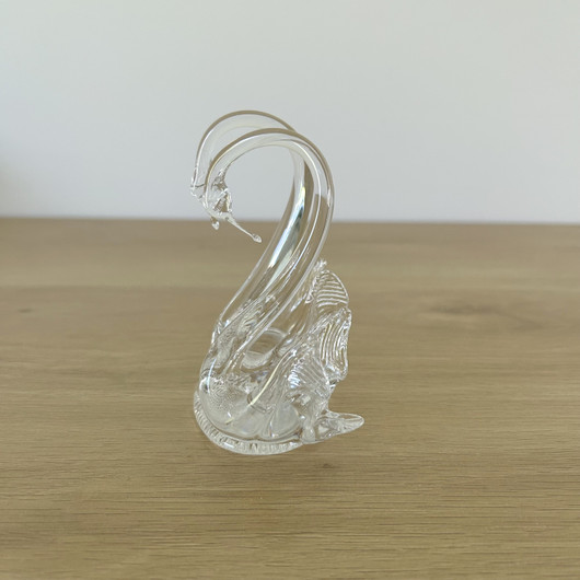 Lasikoriste, joutsenpari