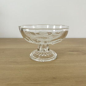 Jalallinen kulho, enkeli