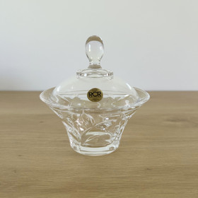 Kannellinen kristallikulho