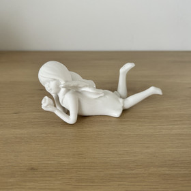 Koriste-esine, keijukainen