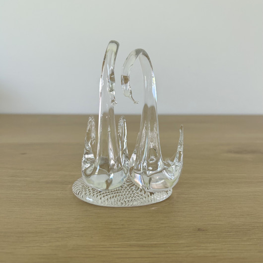 Lasikoriste, joutsenpari