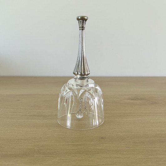 Soittokello, kristalli