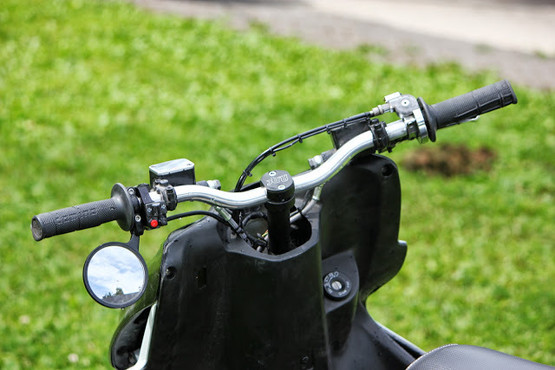 Stage6 CNC katkaisin, musta