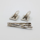 Kalvosinnapit ja solmiopidike, hopeaa, design Pentti Sarpaneva