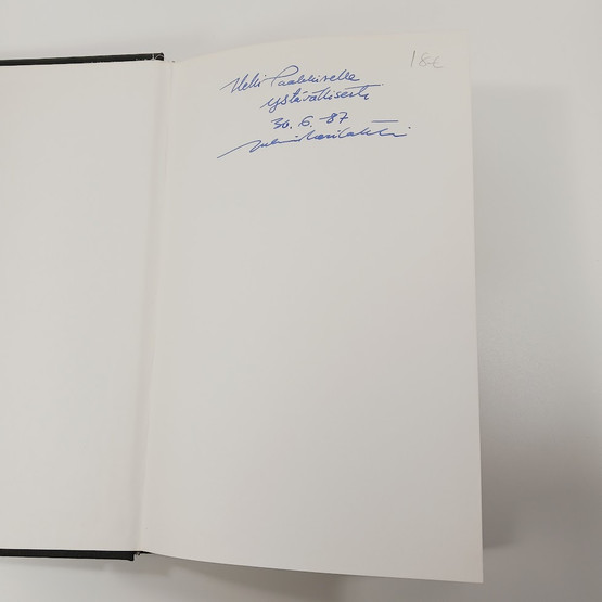 Kirja, Luodot ja Manner