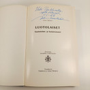 Kirja, Luotolaiset, Erään Saariston analyysi