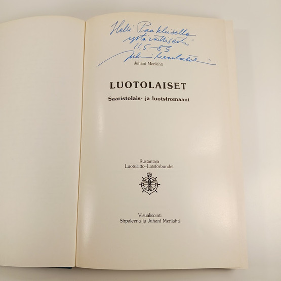 Kirja, Luotolaiset, Erään Saariston analyysi