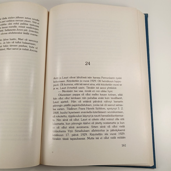 Kirja, Luotolaiset, Erään Saariston analyysi