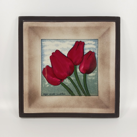 Koristelaatta, Tulpaanit, Arabia, Heljä Liukko-Sundström