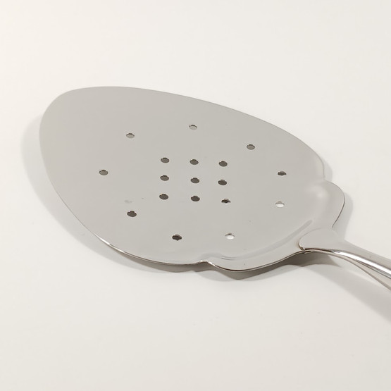 Kalaotin, Chippendale, hopeaa