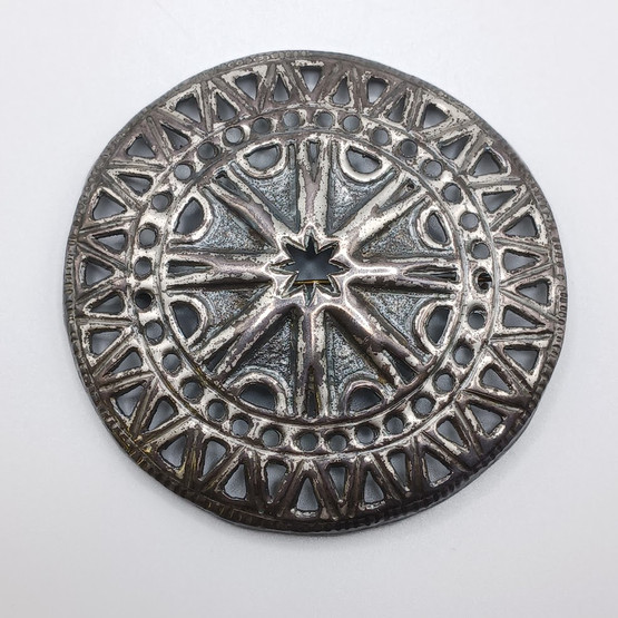 Vanha rintakoru, käsityö, hopeaa