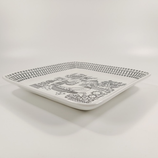 Vati, Emilia, Arabia, design Raija Uosikkinen