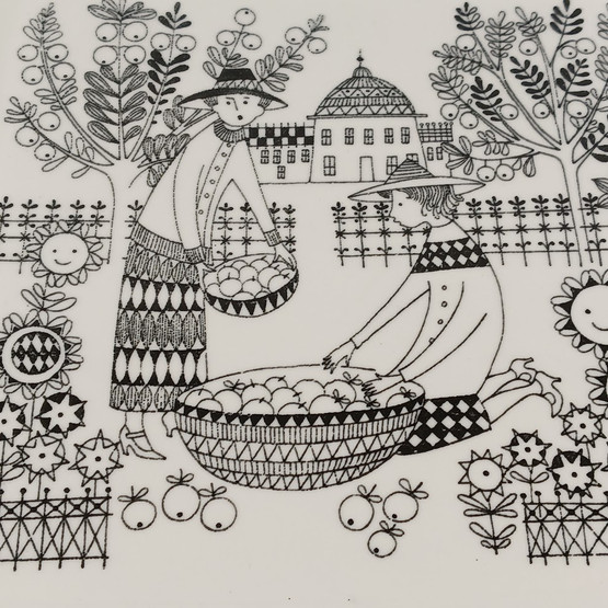 Vati, Emilia, Arabia, design Raija Uosikkinen