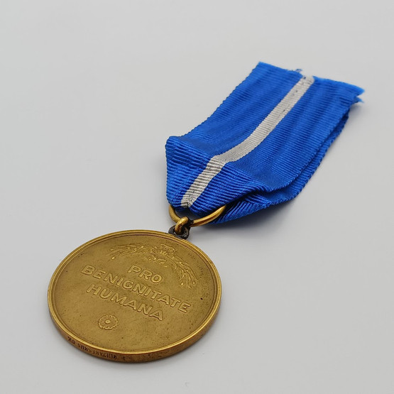 Mitali, Inhimillisestä auliudesta